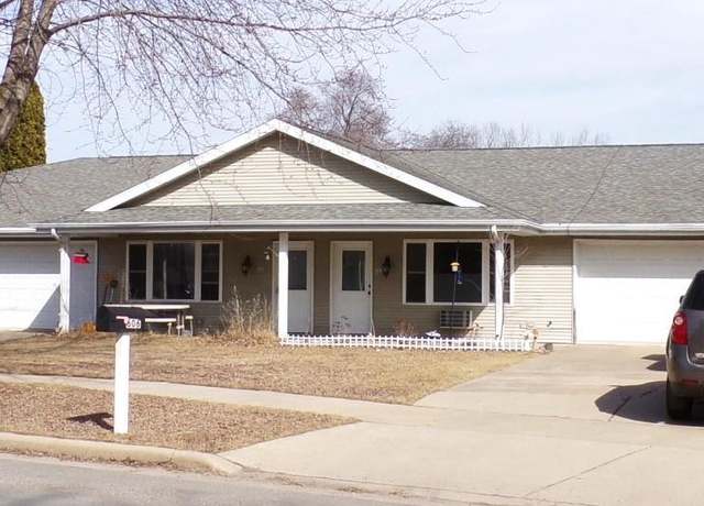 Property at 608 Cummings Rd, Wautoma, WI 54982, 4 beds, 2 baths