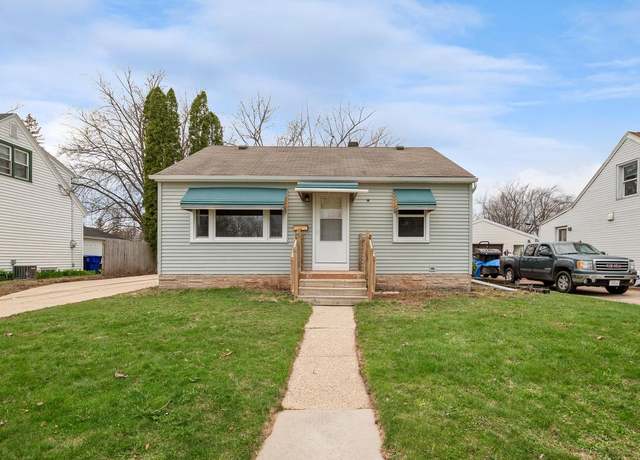 Property at 1807 S Sanders St, Appleton, WI 54915, 2 beds, 1 bath