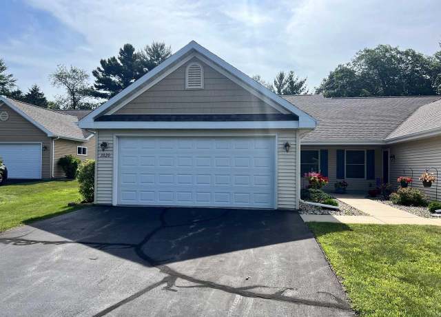 Property at 1020 Charles Wright Dr, Waupaca, WI 54981, 2 beds, 2 baths
