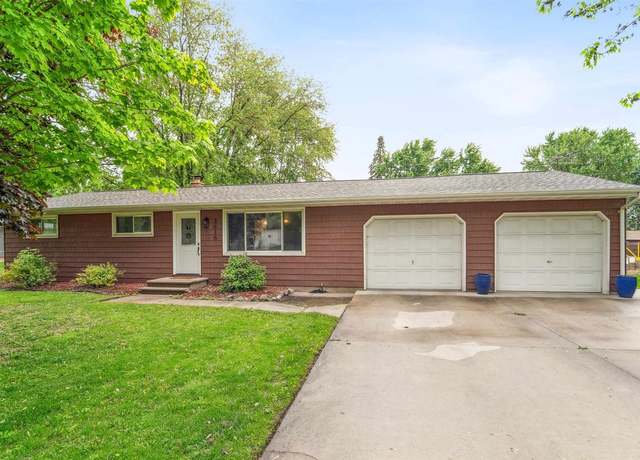 Property at 3616 W 1st Ave, Appleton, WI 54914, 3 beds, 1 bath