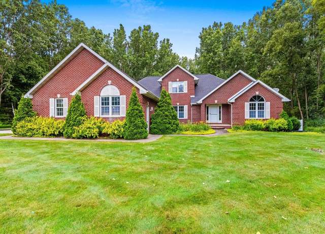 Property at 2451 Rocky Way, Green Bay, WI 54313, 3 beds, 3.5 baths