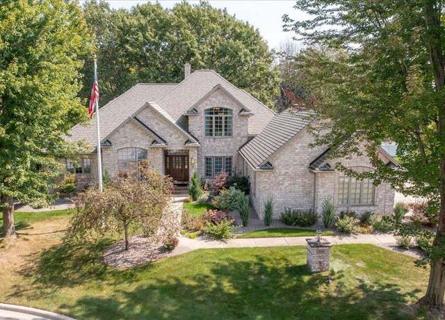 Property at 1947 Telemark Ct, Green Bay, WI 54313, 3 beds, 2.5 baths