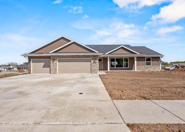Property at 2588 S Stellita Cir, De Pere, WI 54115, 3 beds, 2 baths