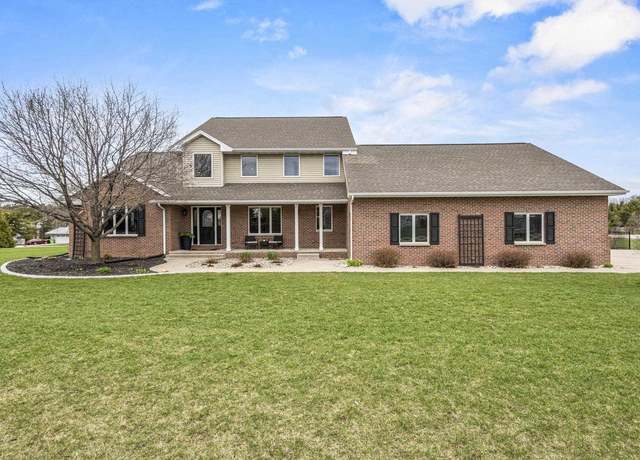 Property at 8089 Galaxy Dr, Neenah, WI 54956, 4 beds, 4 baths