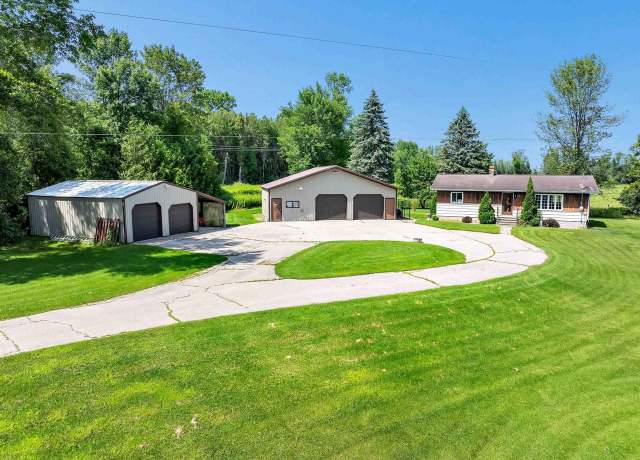 Property at 2030 Maple Grove School Rd, Oconto, WI 54153, 2 beds, 1 bath