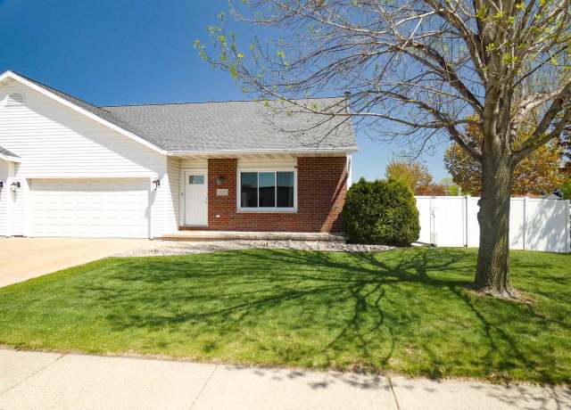 Property at 613 S Railroad St, Kimberly, WI 54136, 3 beds, 2 baths