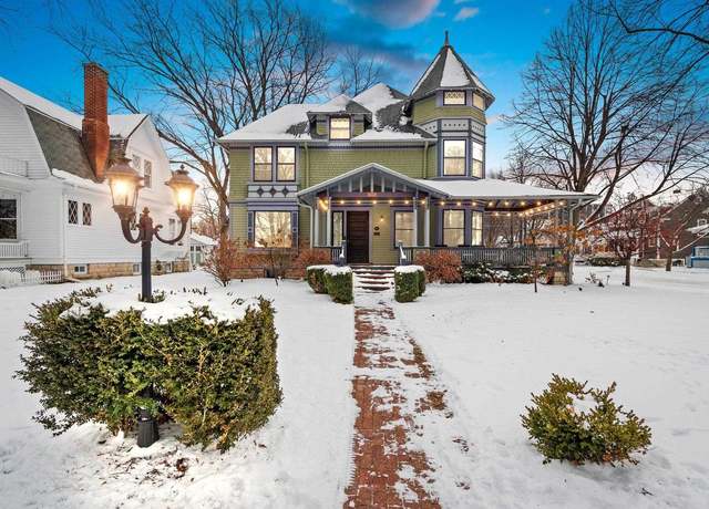 Property at 745 S Quincy St, Green Bay, WI 54301, 4 beds, 2.5 baths