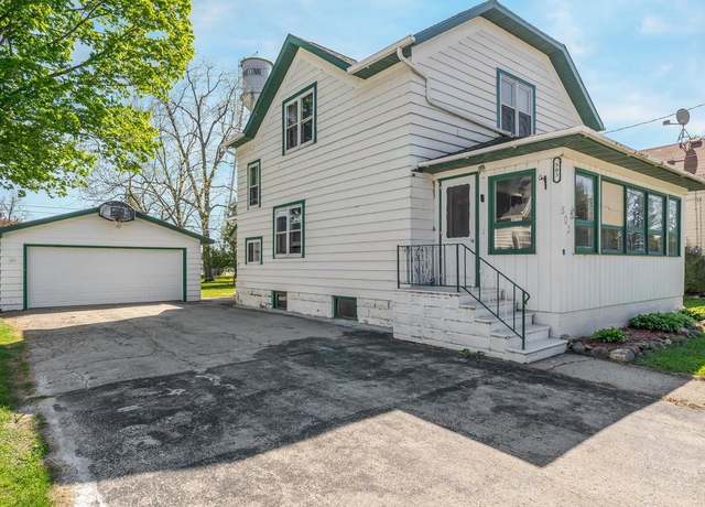 Property at 503 E Main St, Winneconne, WI 54986, 4 beds, 2 baths