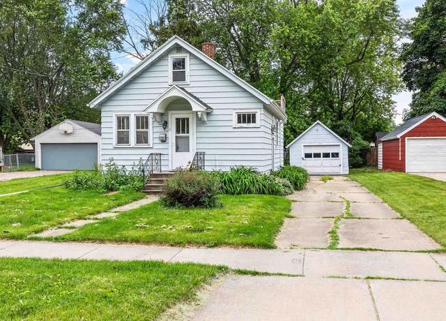 Property at 1513 W Washington St, Appleton, WI 54914, 2 beds, 1 bath