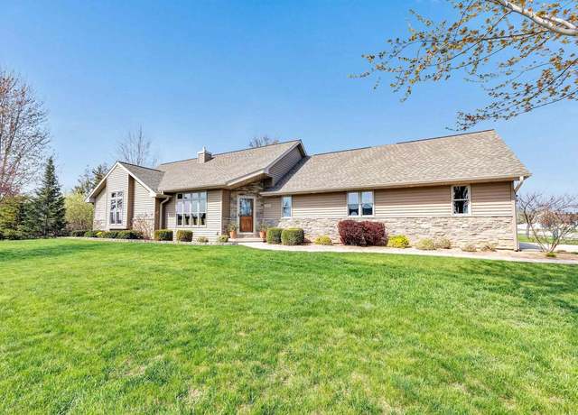 Property at 2200 Ryan Rd, De Pere, WI 54115, 4 beds, 3.5 baths