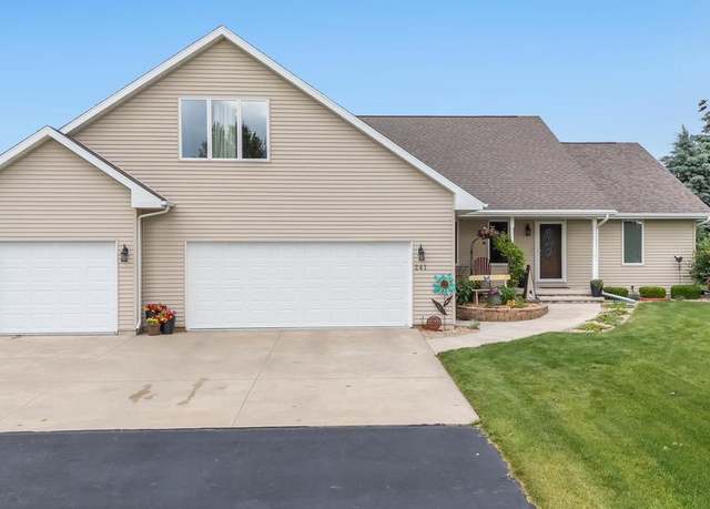 Property at 241 Donovan Cir, Rosendale, WI 54974, 3 beds, 2 baths