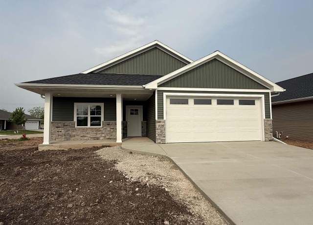 Property at 1774 Anna Ct, Green Bay, WI 54311, 2 beds, 2 baths