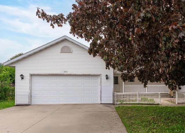 Property at 3313 E Heidemann Dr #1, Appleton, WI 54915, 3 beds, 2 baths