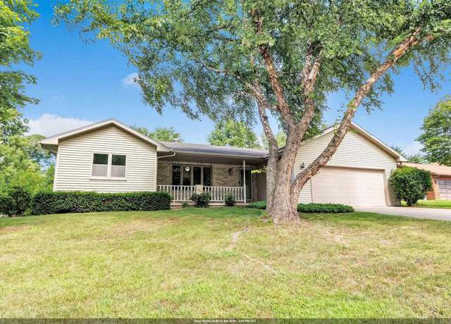 Property at 2737 Brookhaven Ct, Green Bay, WI 54311, 3 beds, 2.5 baths