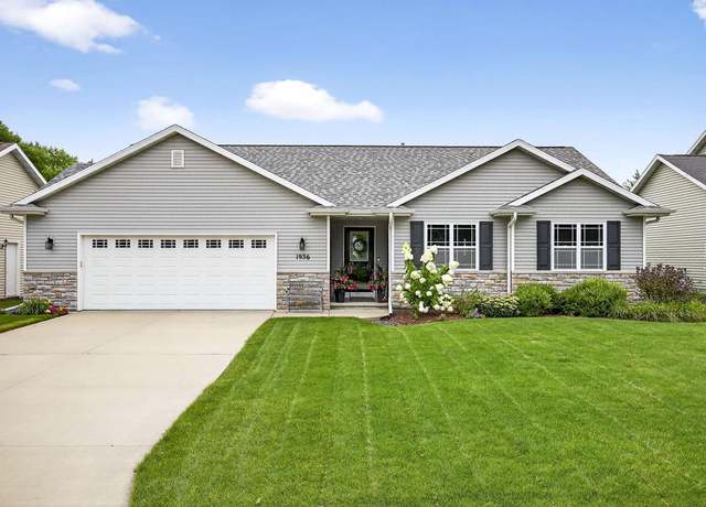 Property at 1936 N Rexford St, Appleton, WI 54914, 4 beds, 3 baths