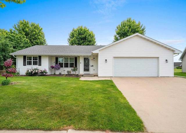 Property at 2349 Talladega Speedway, De Pere, WI 54115, 3 beds, 2 baths