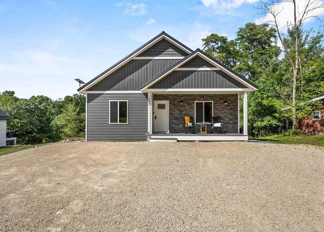 Property at W5066 W Long Lake Rd, Waupaca, WI 54981, 4 beds, 2 baths