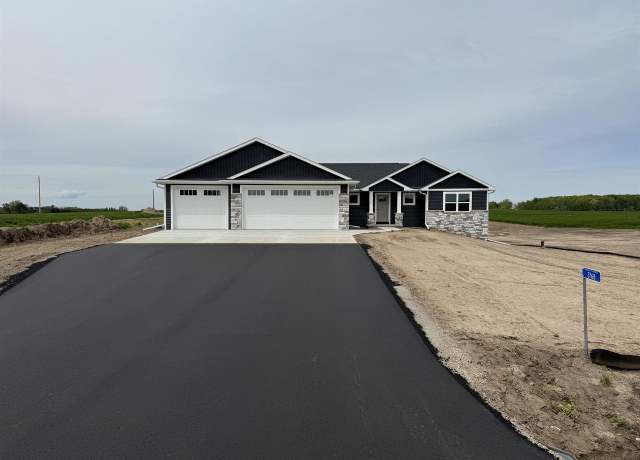 Property at 3768 Westpoint Rd, Suamico, WI 54313, 3 beds, 2.5 baths