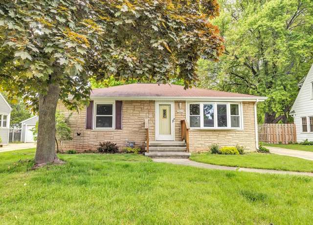 Property at 1945 Eastman Ave, Green Bay, WI 54302, 3 beds, 1 bath