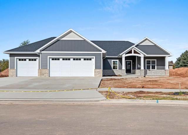 Property at 354 Baywood Trl, Green Bay, WI 54311, 4 beds, 3 baths