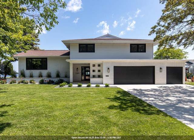 Property at 2180 White Swan Dr, Oshkosh, WI 54901, 4 beds, 3.5 baths