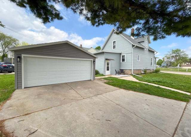 Property at 501 Prospect Ave, North Fond Du Lac, WI 54937, 3 beds, 1.5 baths