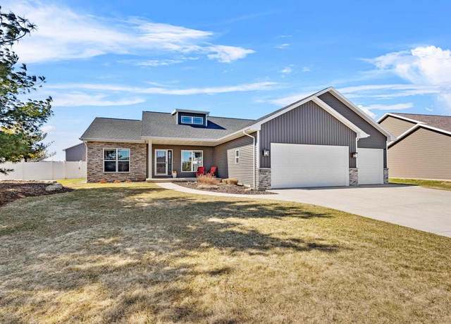Property at N1145 Glennview Dr, Greenville, WI 54942, 4 beds, 3.5 baths
