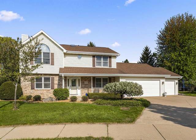 Property at 2425 Sandstone Ct, Oshkosh, WI 54904, 4 beds, 2.5 baths