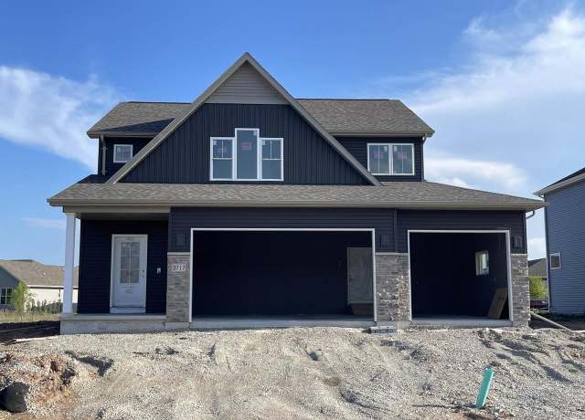 Property at 8379 St Norbert Dr, Neenah, WI 54956, 3 beds, 2.5 baths