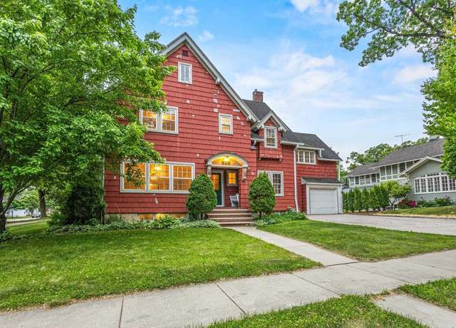 Property at 928 Emilie St, Green Bay, WI 54301, 4 beds, 1.5 baths