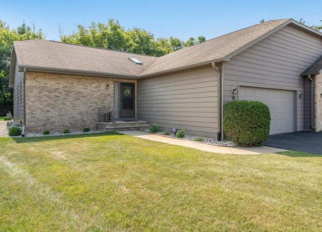 Property at 38 Spencer Village Ct, Appleton, WI 54914, 2 beds, 2.5 baths