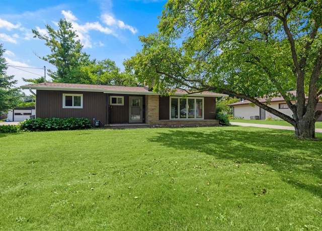 Property at 1003 Twilight Dr, De Pere, WI 54115, 3 beds, 1.5 baths