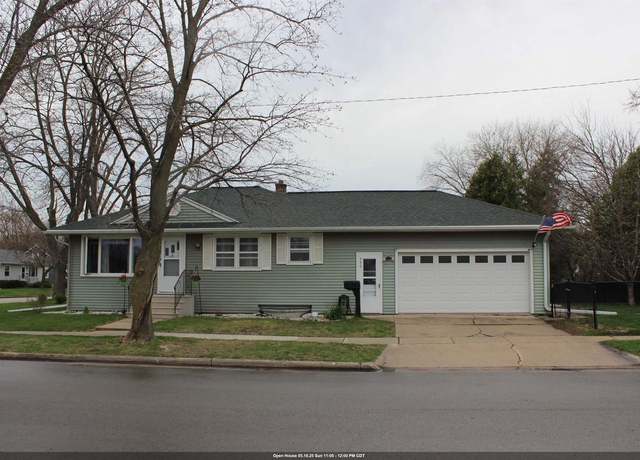 Property at 436 Roosevelt St, Fond Du Lac, WI 54935, 3 beds, 2 baths