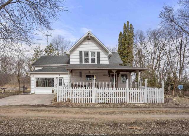 Property at N1595 North Rd, Greenville, WI 54942, 4 beds, 1 bath