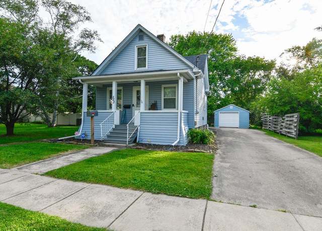 Property at 553 Chestnut St, Neenah, WI 54956, 4 beds, 1 bath