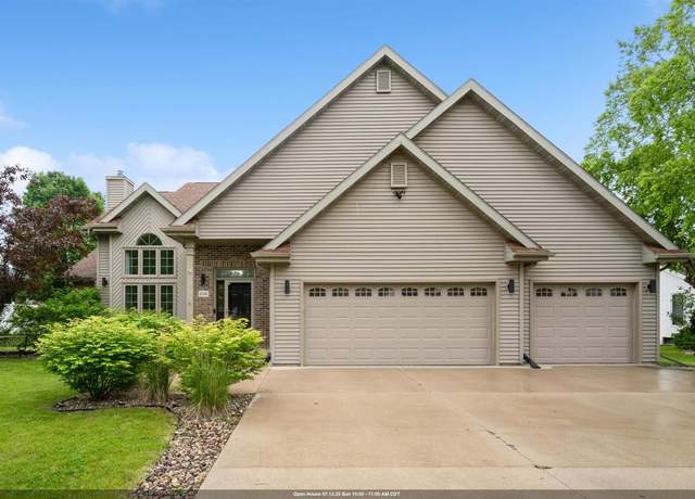 Property at 1046 Carriage Ln, Fond Du Lac, WI 54935, 4 beds, 3 baths