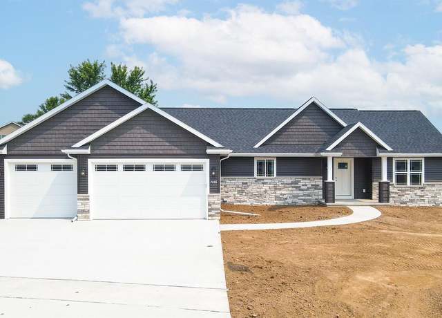 Property at W7055 Jaclyn Ln, Greenville, WI 54942, 5 beds, 3 baths