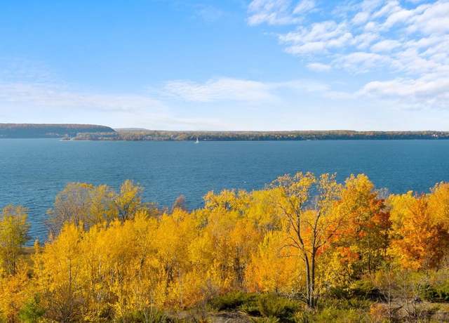 Property at 4882 Bay Shore Dr, Sturgeon Bay, WI 54235