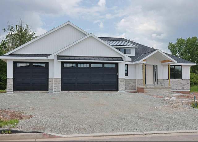 Property at 2540 Meyer Way, De Pere, WI 54115, 3 beds, 2.5 baths