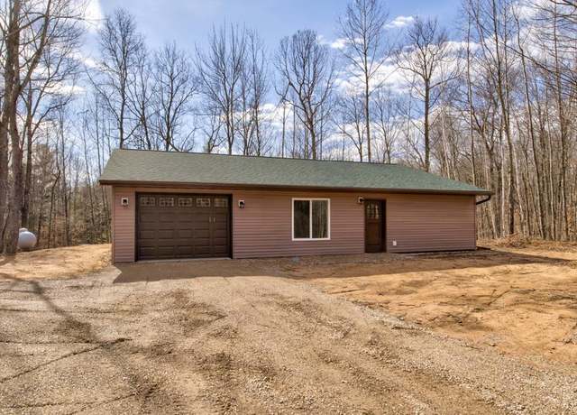 Property at W9701 Makwa Ct, Crivitz, WI 54114, 2 beds, 1.5 baths