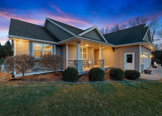 Property at 3762 Nicolet Dr, Green Bay, WI 54311, 4 beds, 3 baths