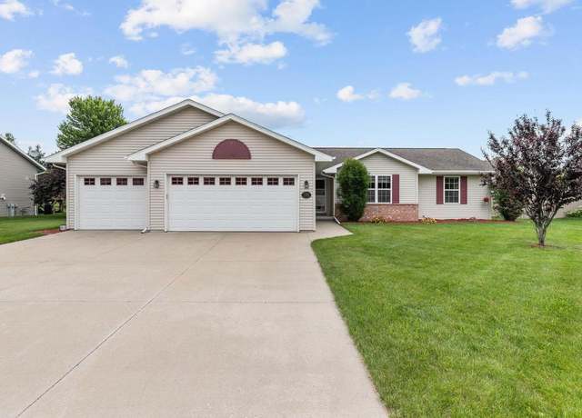 Property at 2306 Olde Country Cir, Kaukauna, WI 54130, 3 beds, 2 baths