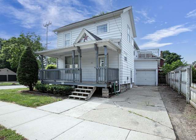 Property at 231 E Winnebago St, Appleton, WI 54911, 4 beds, 1 bath