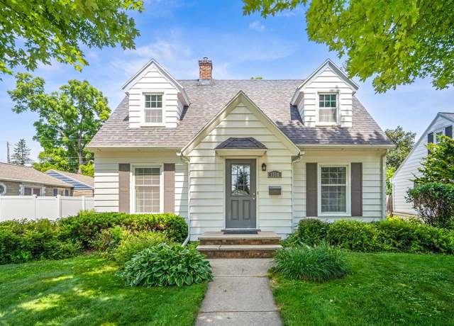 Property at 1518 W Packard St, Appleton, WI 54914, 3 beds, 1.5 baths