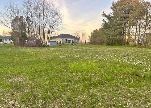 Property at 308 Summit St, Algoma, WI 54201