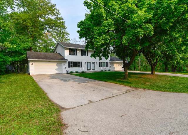 Property at 3193 Birch Rd, Suamico, WI 54173, 4 beds, 2.5 baths