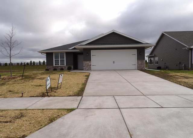 Property at 2505 Tipperary Trl, De Pere, WI 54115, 2 beds, 2 baths