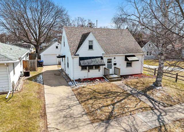 Property at 2002 N Clark St, Appleton, WI 54911, 3 beds, 1.5 baths