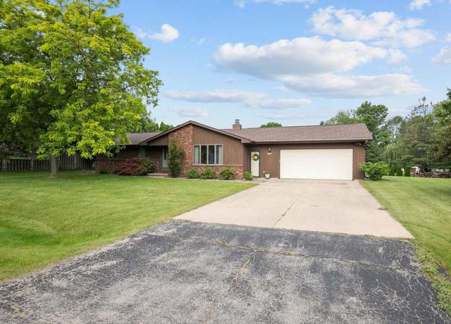 Property at N1445 Westgreen Dr, Greenville, WI 54913, 3 beds, 2 baths