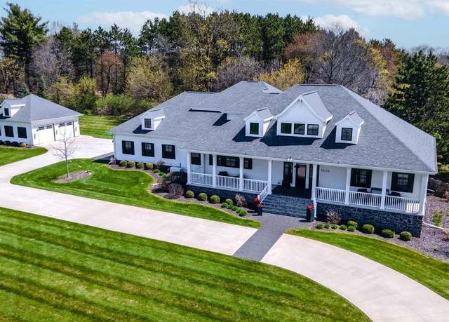 Property at N3018 Manorwood Ln, Hortonville, WI 54944, 3 beds, 3 baths